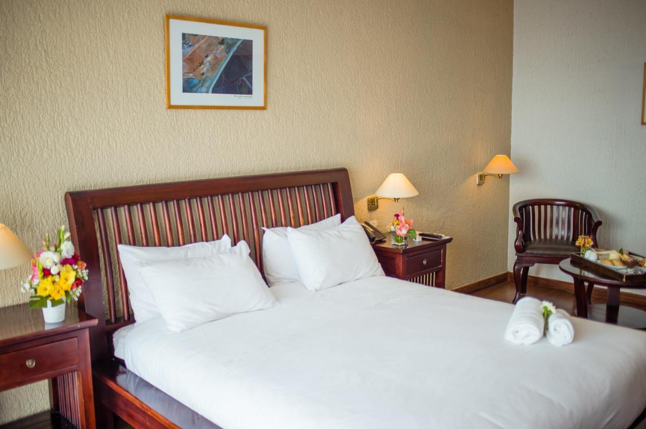Hôtel Colbert - Spa&Casino Antananarivo Buitenkant foto